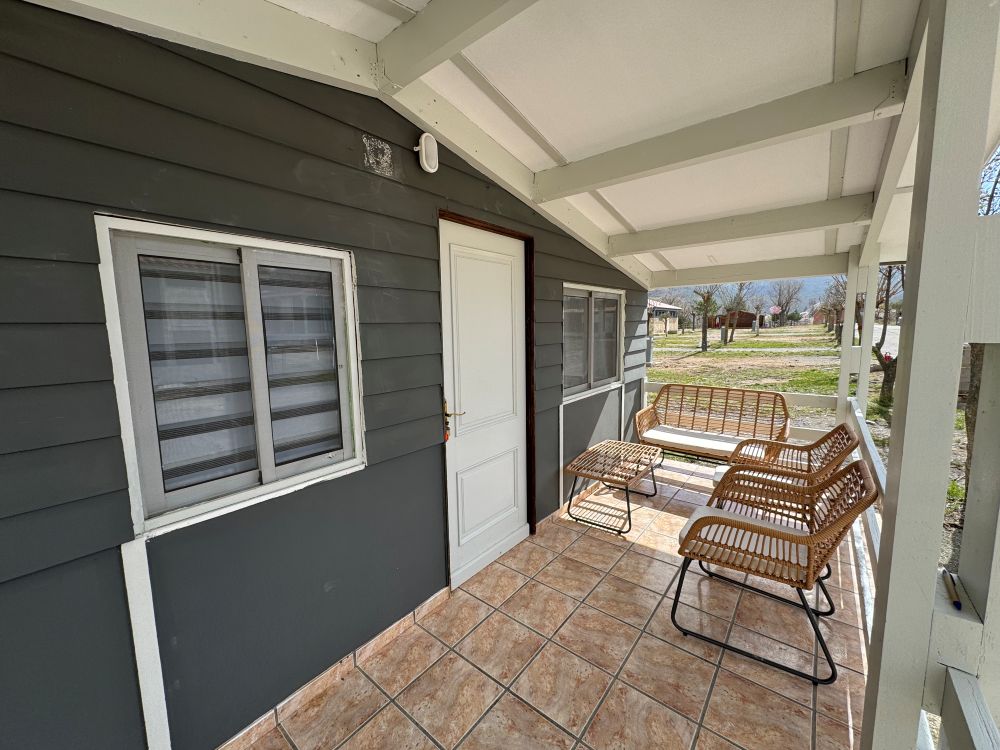 bungalow 1